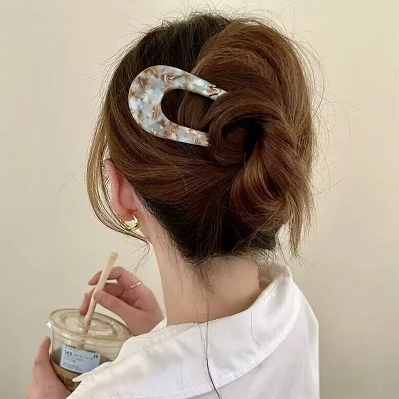 Elegance and poise for your refined hairstyles