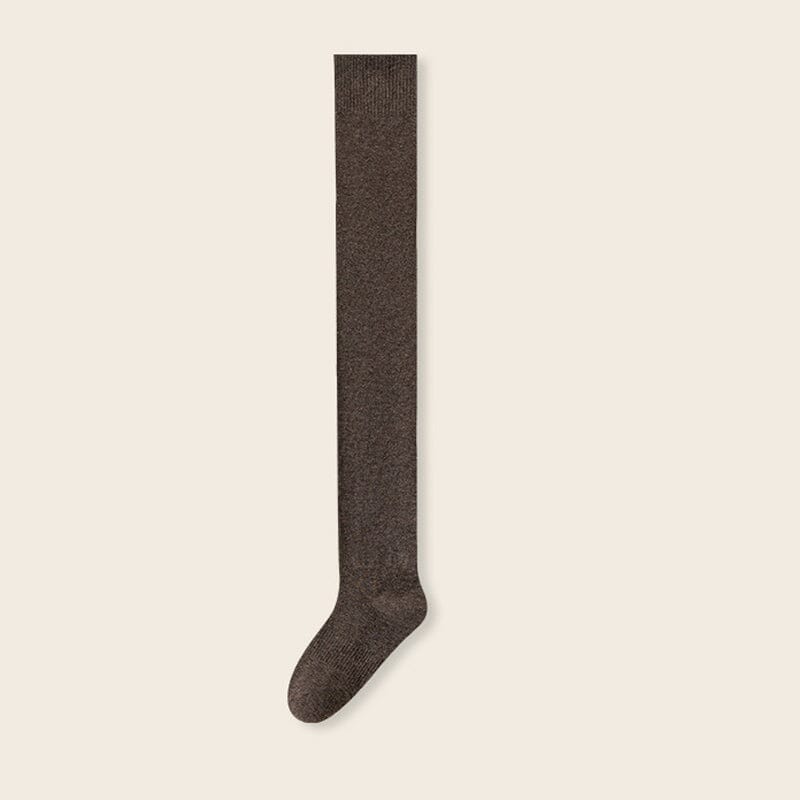 Low Thick and Comfortable: Warmth and Elegance in Winter